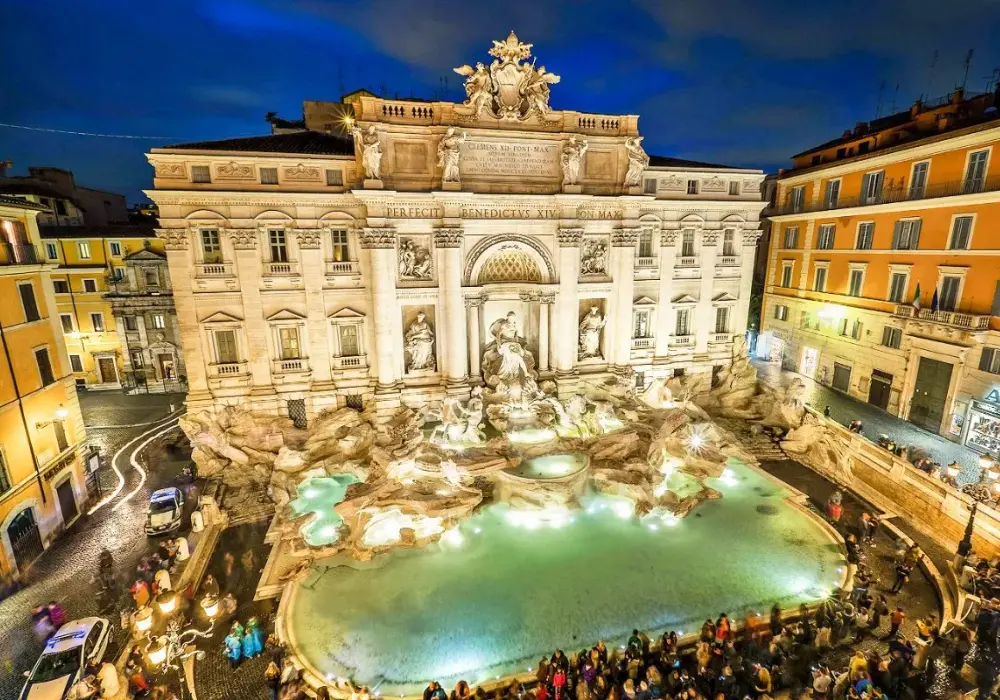Fontanna di Trevi w Rzymie - historia, moneta i zasady zwiedzania