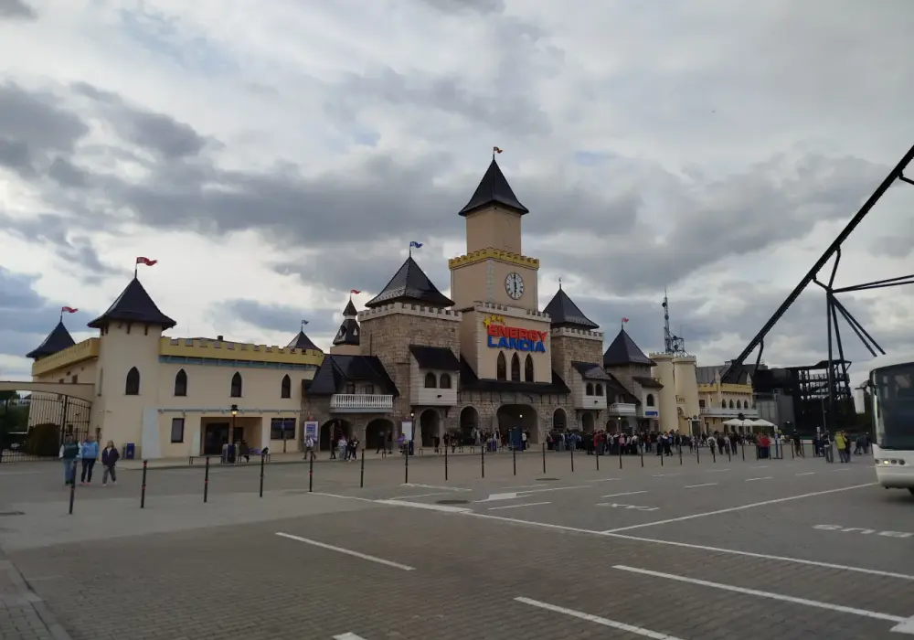 Ile kosztowała budowa Energylandii? Zaskakujące wydatki na park rozrywki