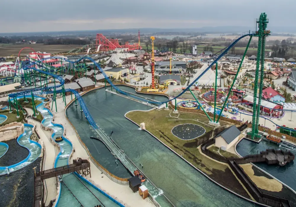 Co to jest Energylandia? Odkryj największy park rozrywki w Polsce