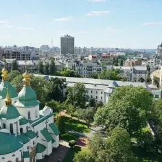 Jak szybko i tanio dojechać z lotniska Kijów do centrum miasta? Praktyczne porady