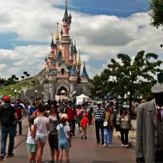 Ile kosztuje wycieczka do Disneylandu? Sprawdź ceny i oszczędności