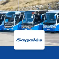 Autobusy Sagalés, symbol nowoczesnej barcelona komunikacja miejska, gotowe do podróży.