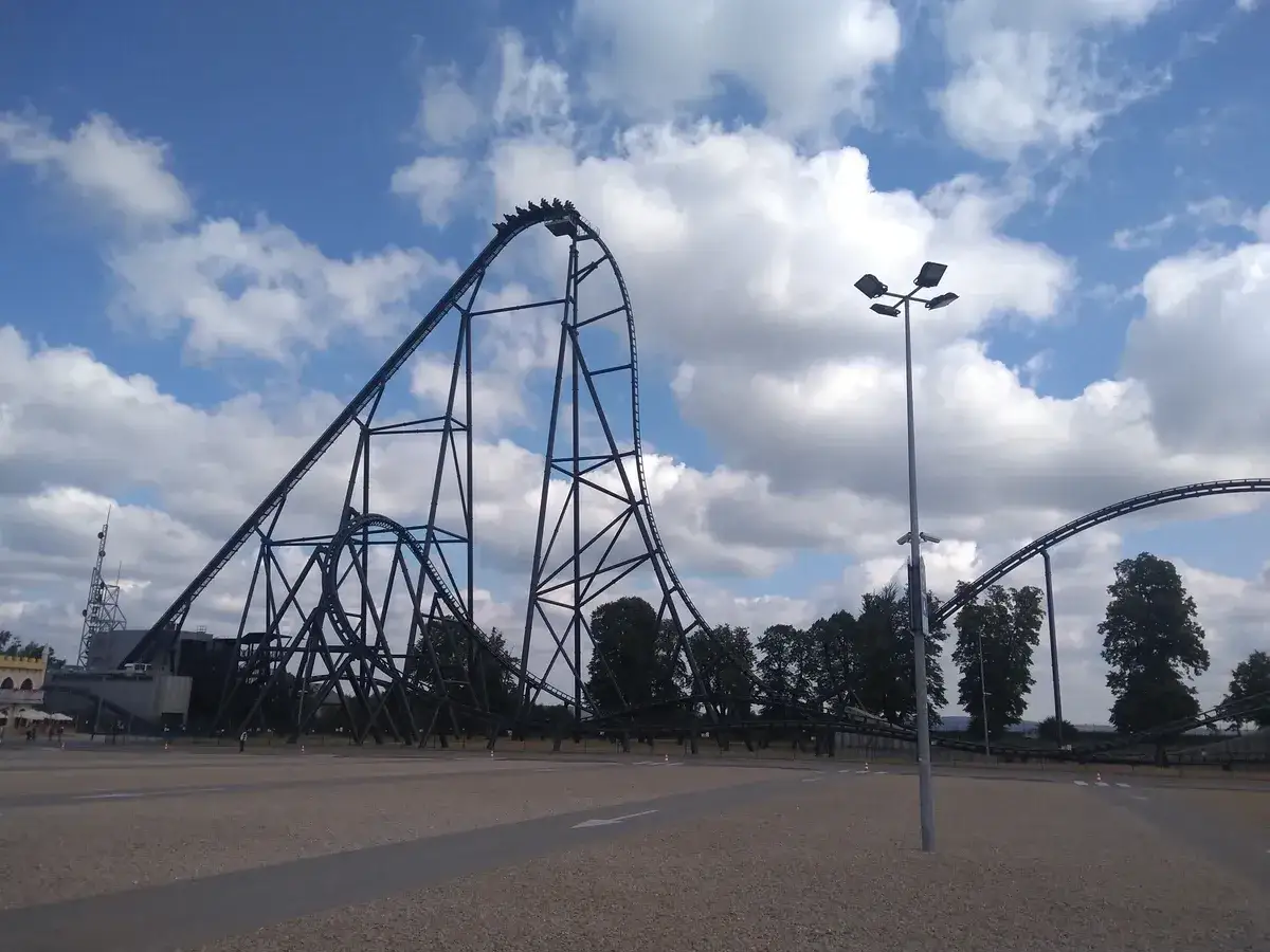 Energylandia Hyperion rollercoaster