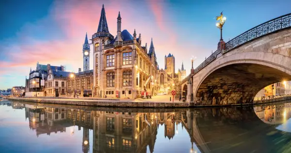 Z czego słynie Belgia? Miasta, piwo, czekolada i architektura