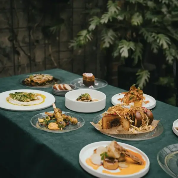 Gdzie zjeść w Wrocławiu? Odkryj najlepsze restauracje i smaki