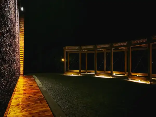 Wieczór w Kudowie-Zdroju - park, tężnia i spokojna kolacja